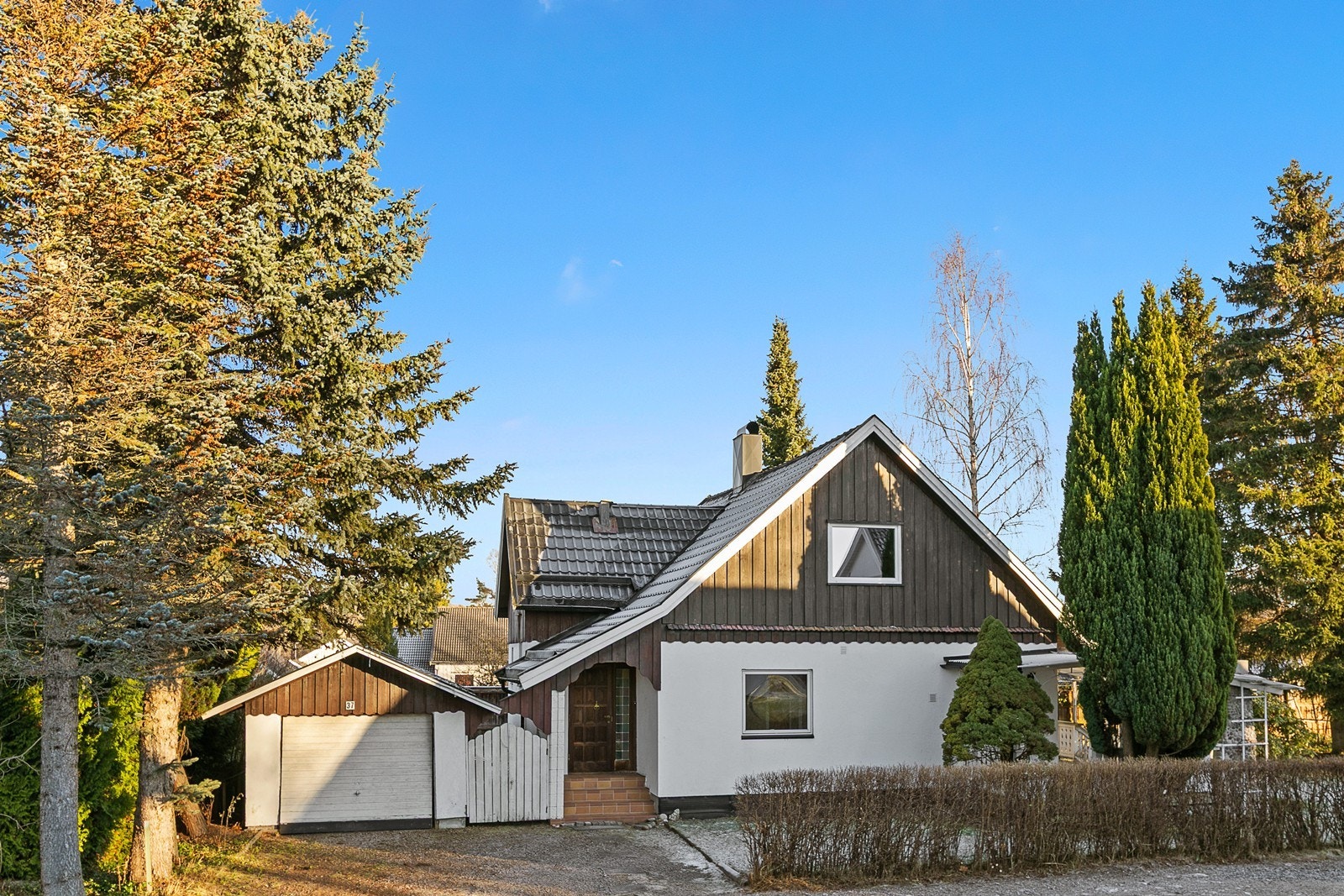 Eiendomsmegler Norge presenterer Røsslyngvegen 37! Galleribilde