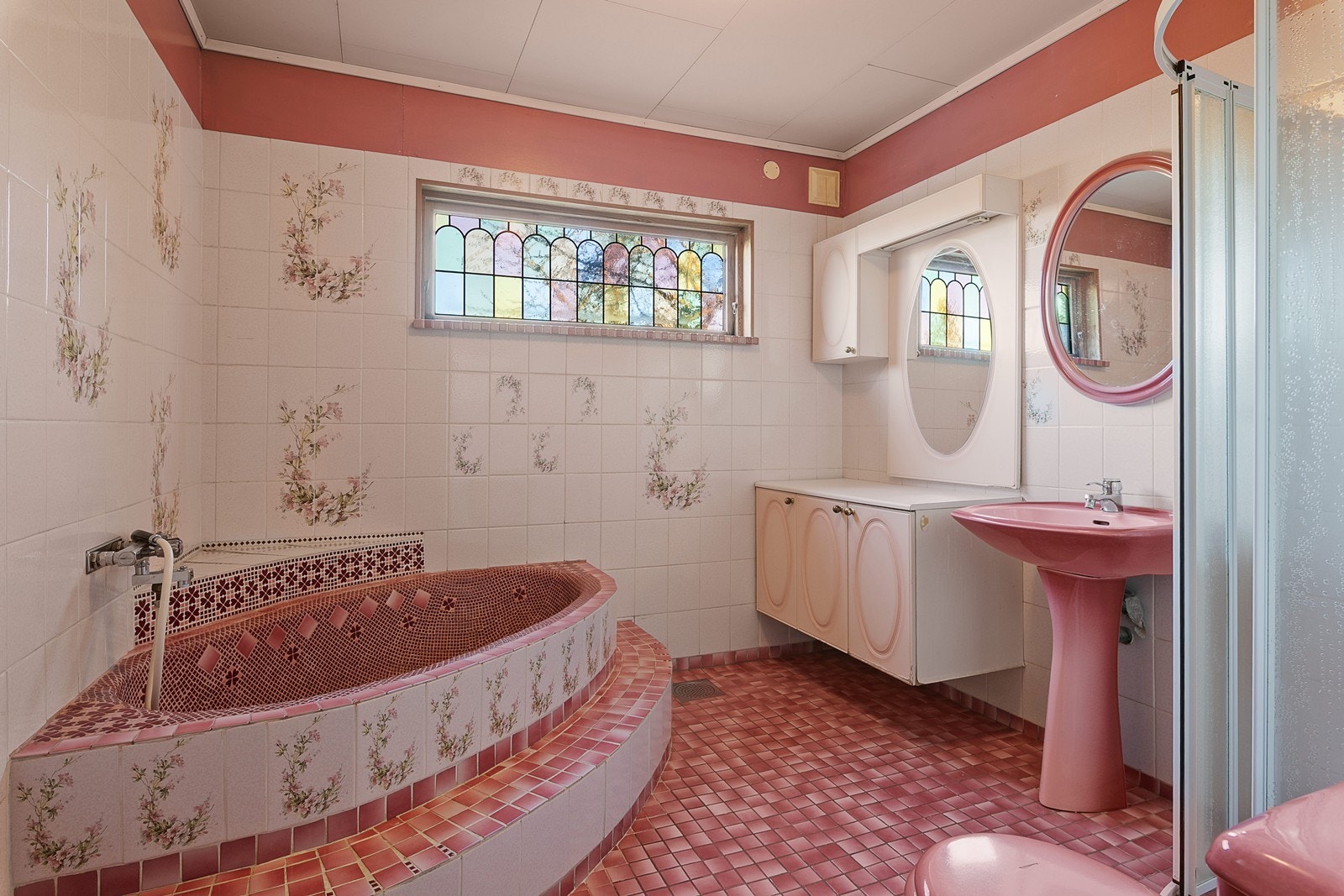 Bad i 1. etasje Galleribilde