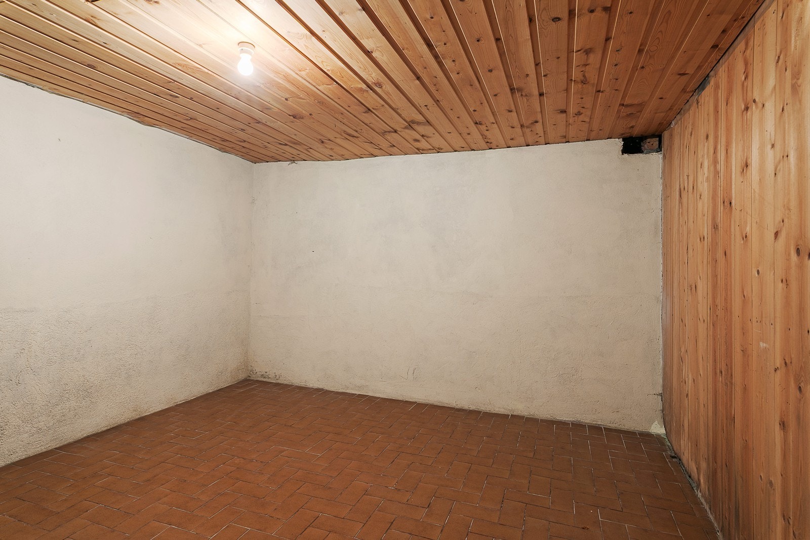 Rom i kjeller Galleribilde