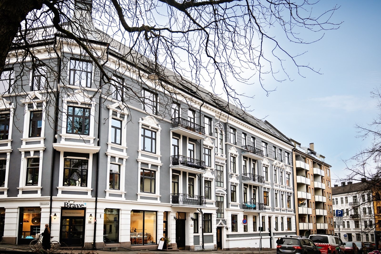 Attraktiv og sentral beliggenhet på Majorstuen - perfekt for deg som ønsker å bo sentralt med nærhet til "alt", men samtidig rolig og tilbaketrukket. Galleribilde