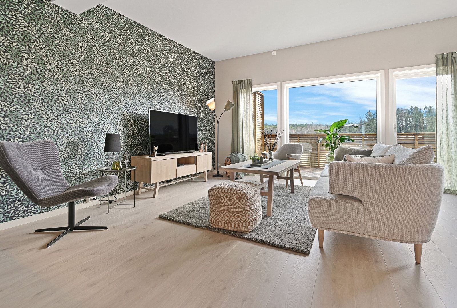 Stue med takhøyde opp mot 2,85 meter. Galleribilde