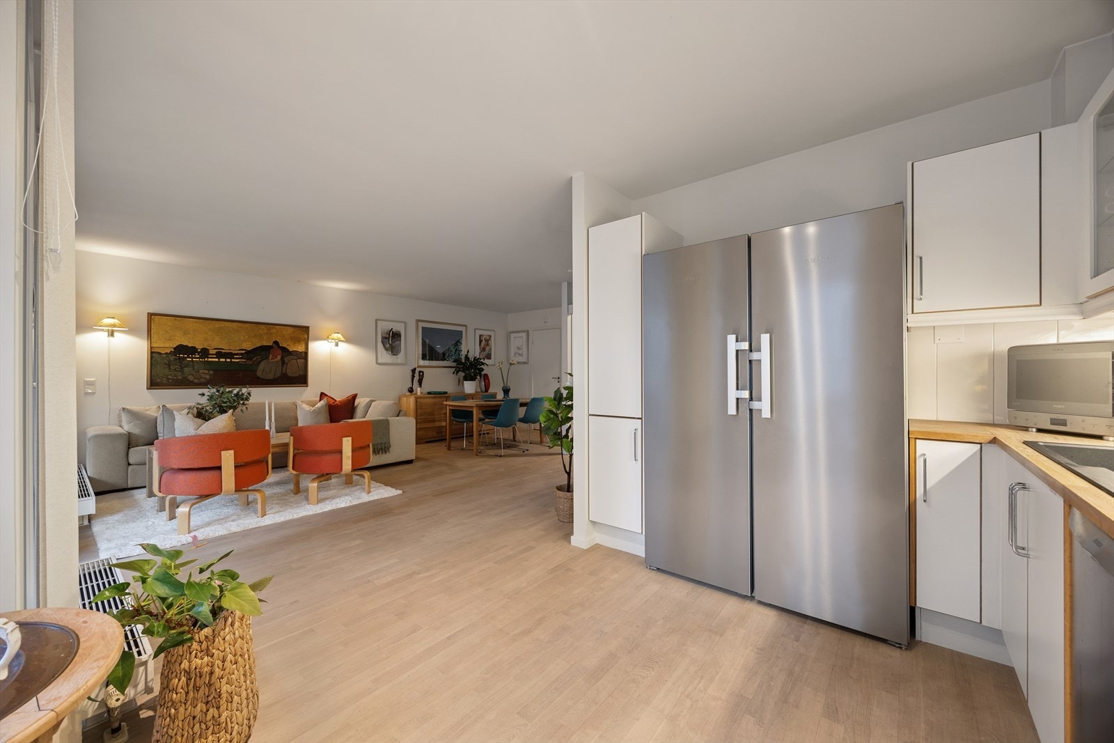 Stort og lyst allrom med mange møbleringsmuligheter. Galleribilde