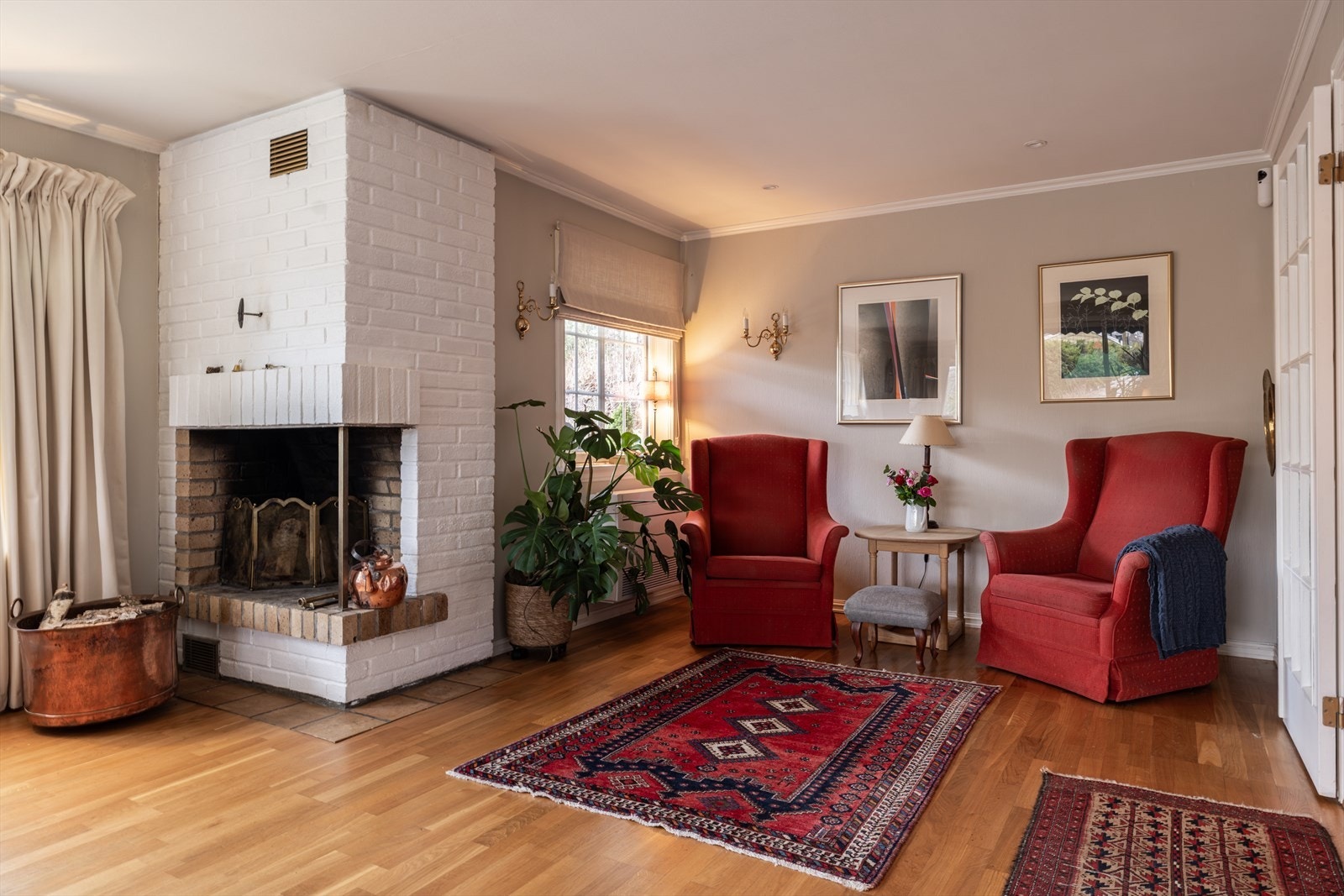 Selger installerte varmepumpe i stuen i 2018. Galleribilde