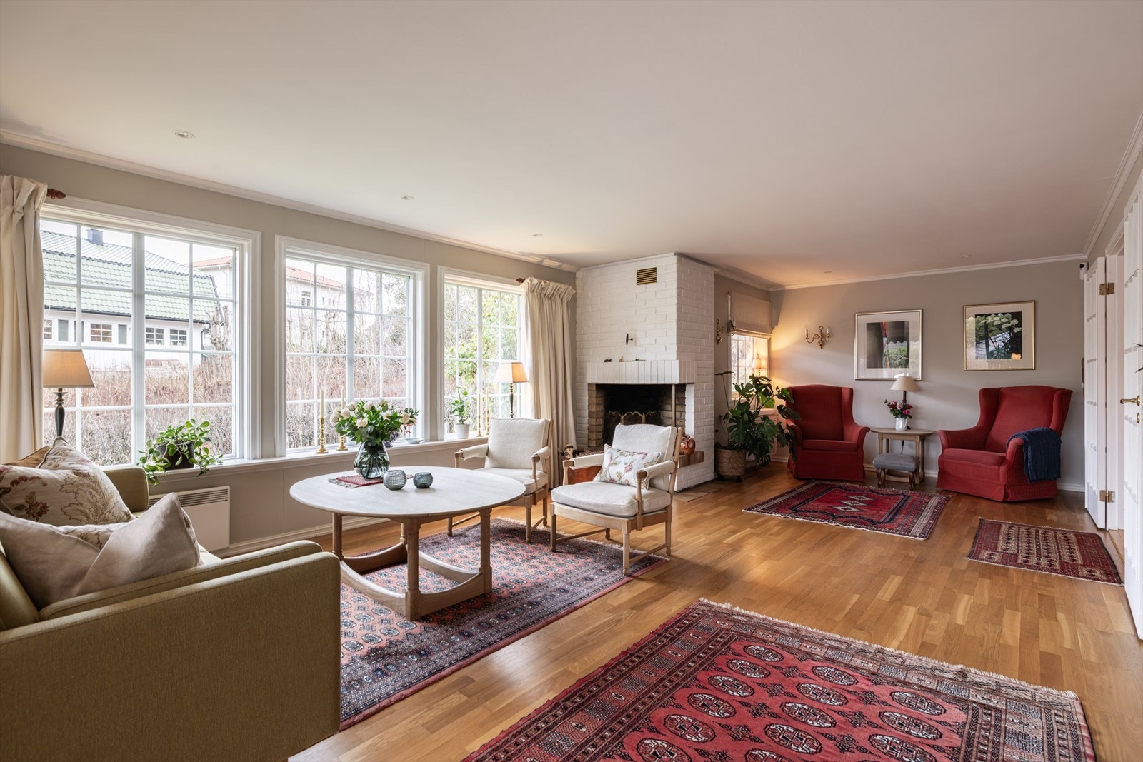 En innholdsrik enebolig over to plan med stort potensial. Galleribilde