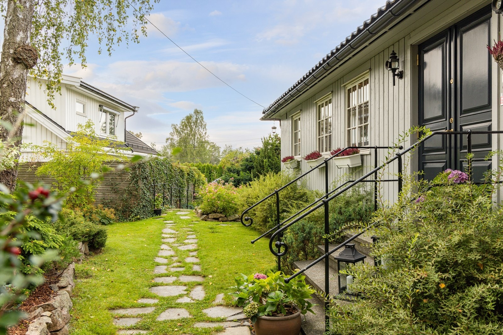 Tomten er opplyst å være på hele 999 m². Galleribilde