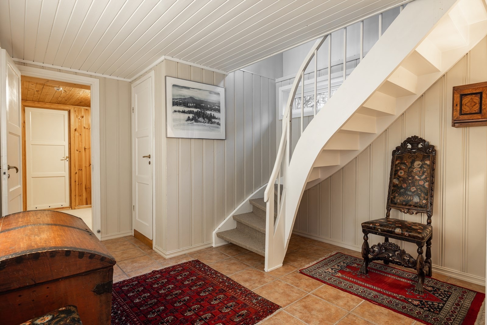 Underetasjen har full takhøyde og mange muligheter. Galleribilde