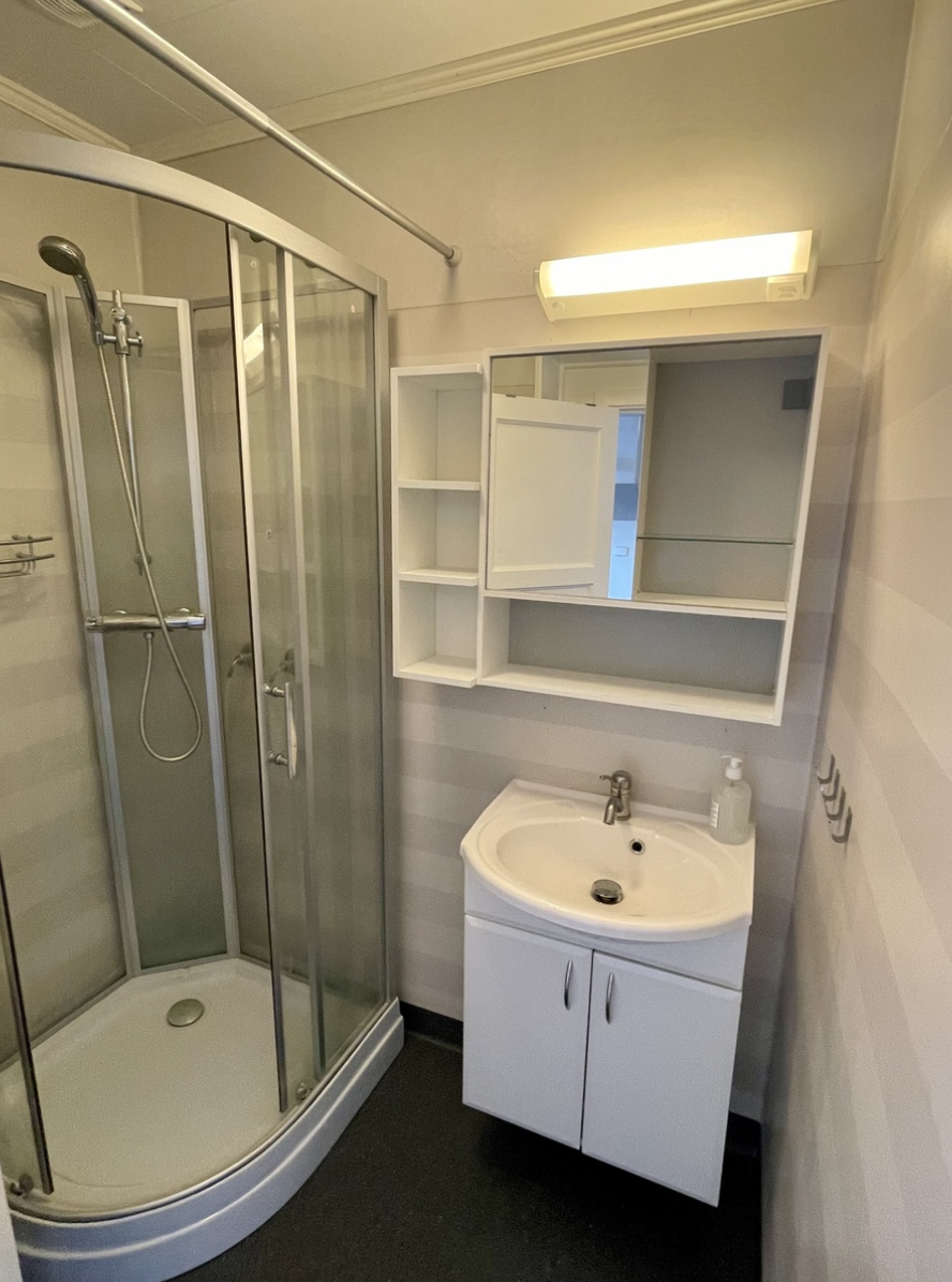 Bad til soverom V Galleribilde