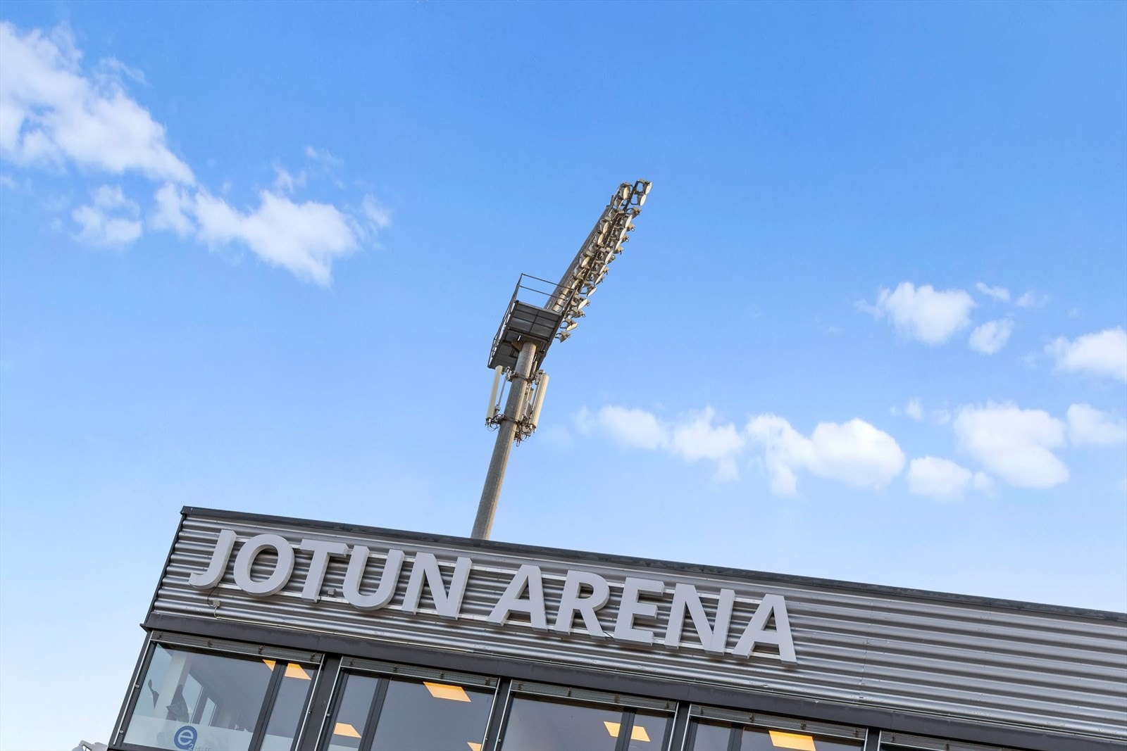 Sandefjords flotte stadion, Jotun Arena, som ligger på Pindsle - et område i stadig utvikling og med et spennende miljø året rundt. Galleribilde
