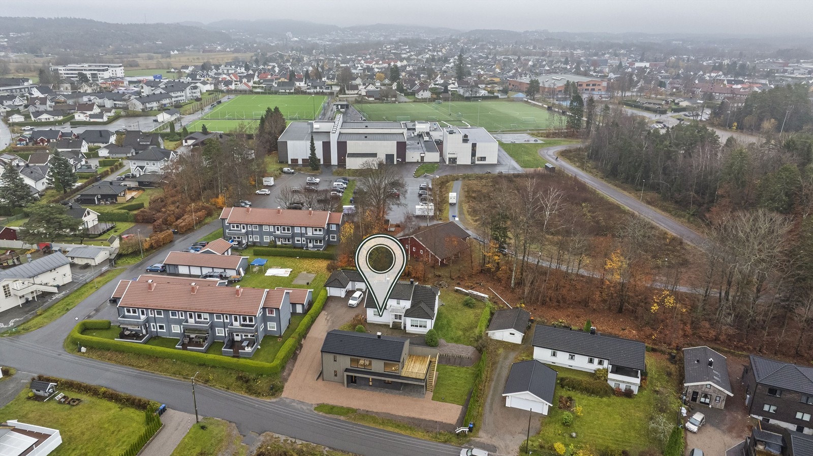 Meget kort vei til både Haukerød barneskole og Wang ung. Galleribilde