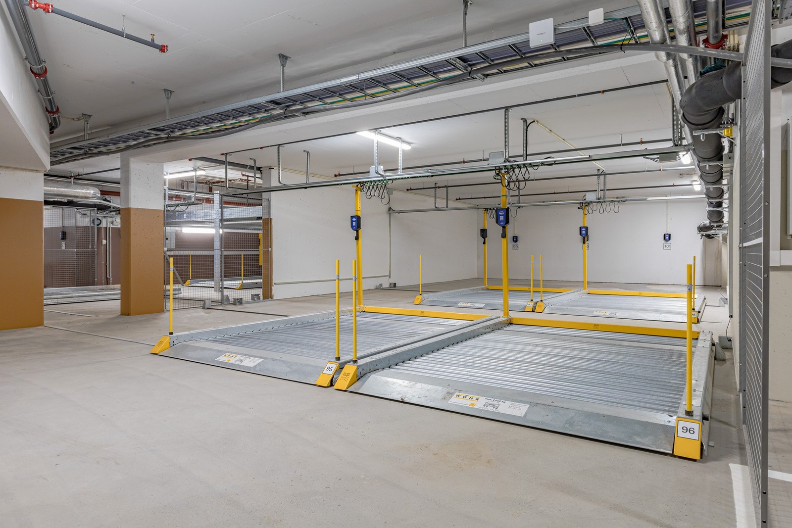 Det er mulighet til å leie parkeringsplass i garasjeanlegg. Galleribilde