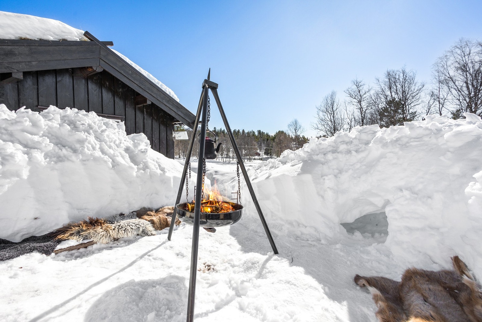 Usjenerte og solrike uteområder, der man kan nyte fjellufta i fred og ro Galleribilde