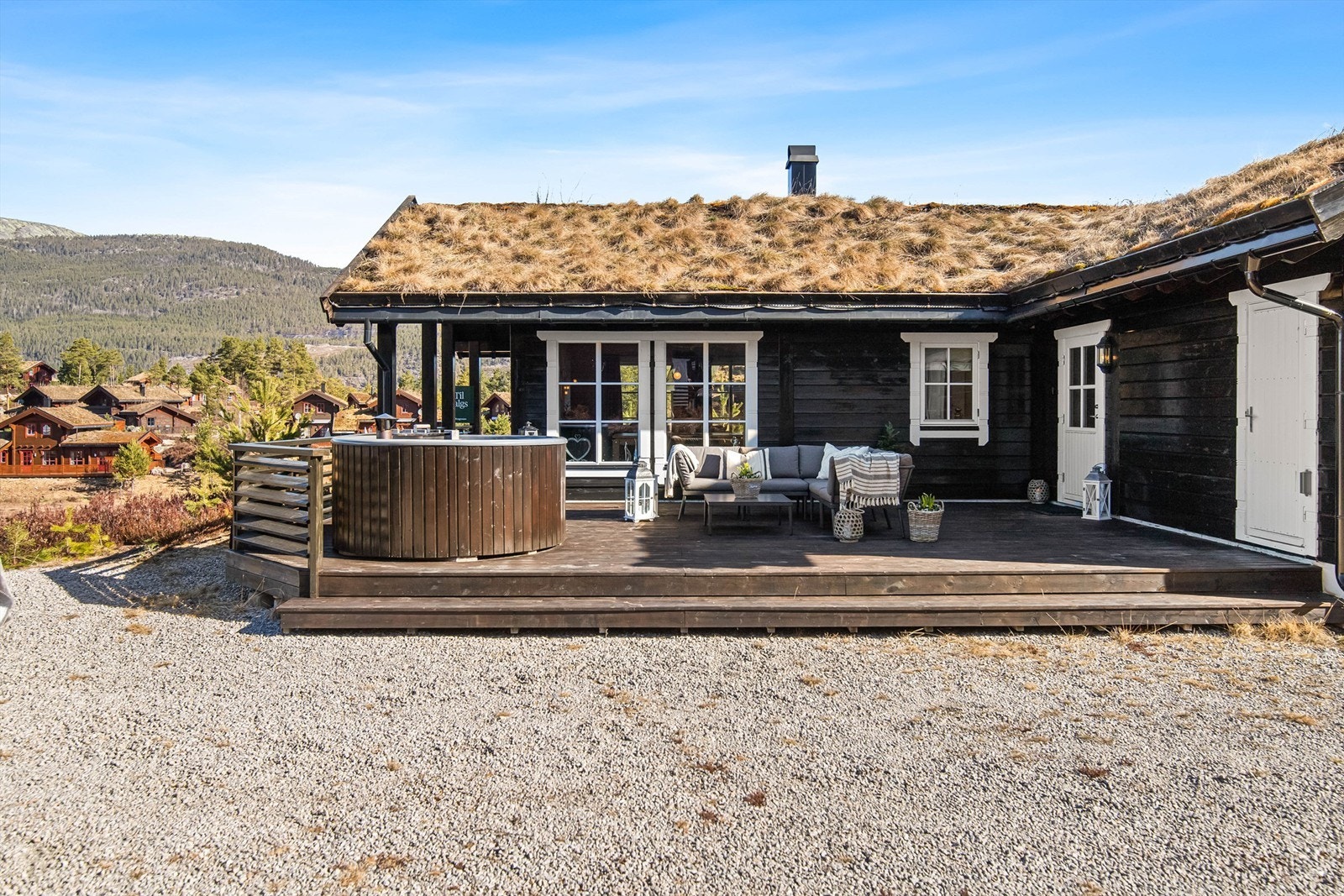 Nydelig, usjenert terrasse på 53 kvm med gode solforhold Galleribilde