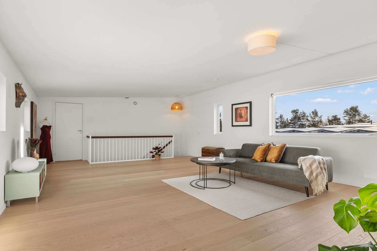 Delikate farger og lyse materialer som skaper en rolig og avslappende sone. Galleribilde