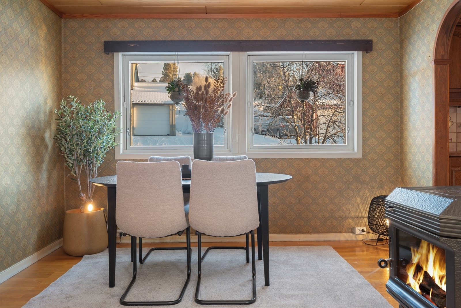 Spisestue. Galleribilde