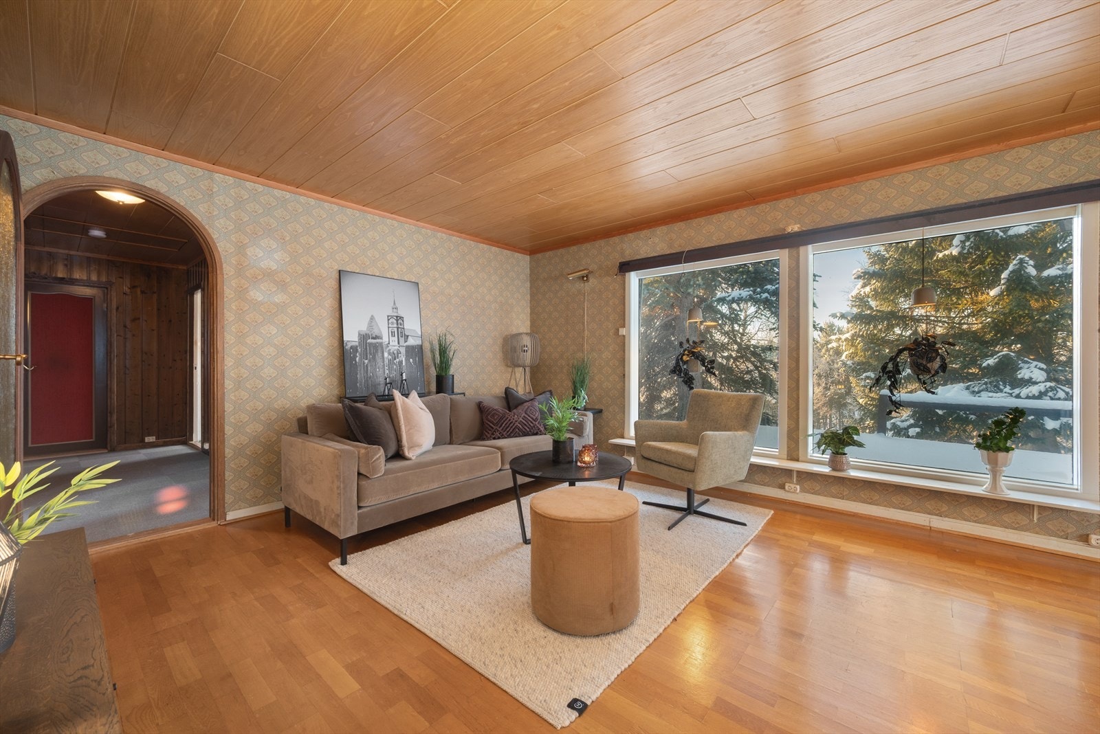 Litt trehogst utenfor terrassen gjør at man vil få fram den flotte utsikten. Galleribilde