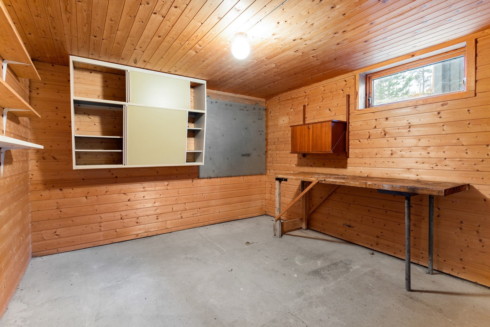 Bodrom i kjeller Galleribilde