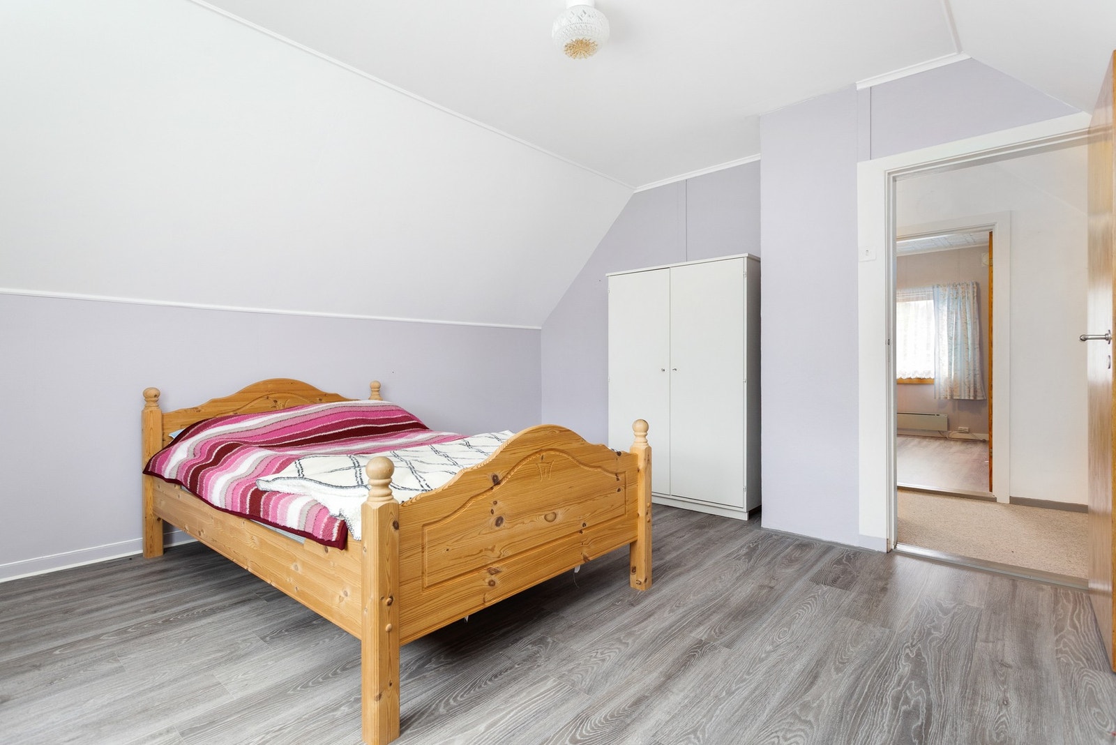 Soverom l - 2.etg. Galleribilde