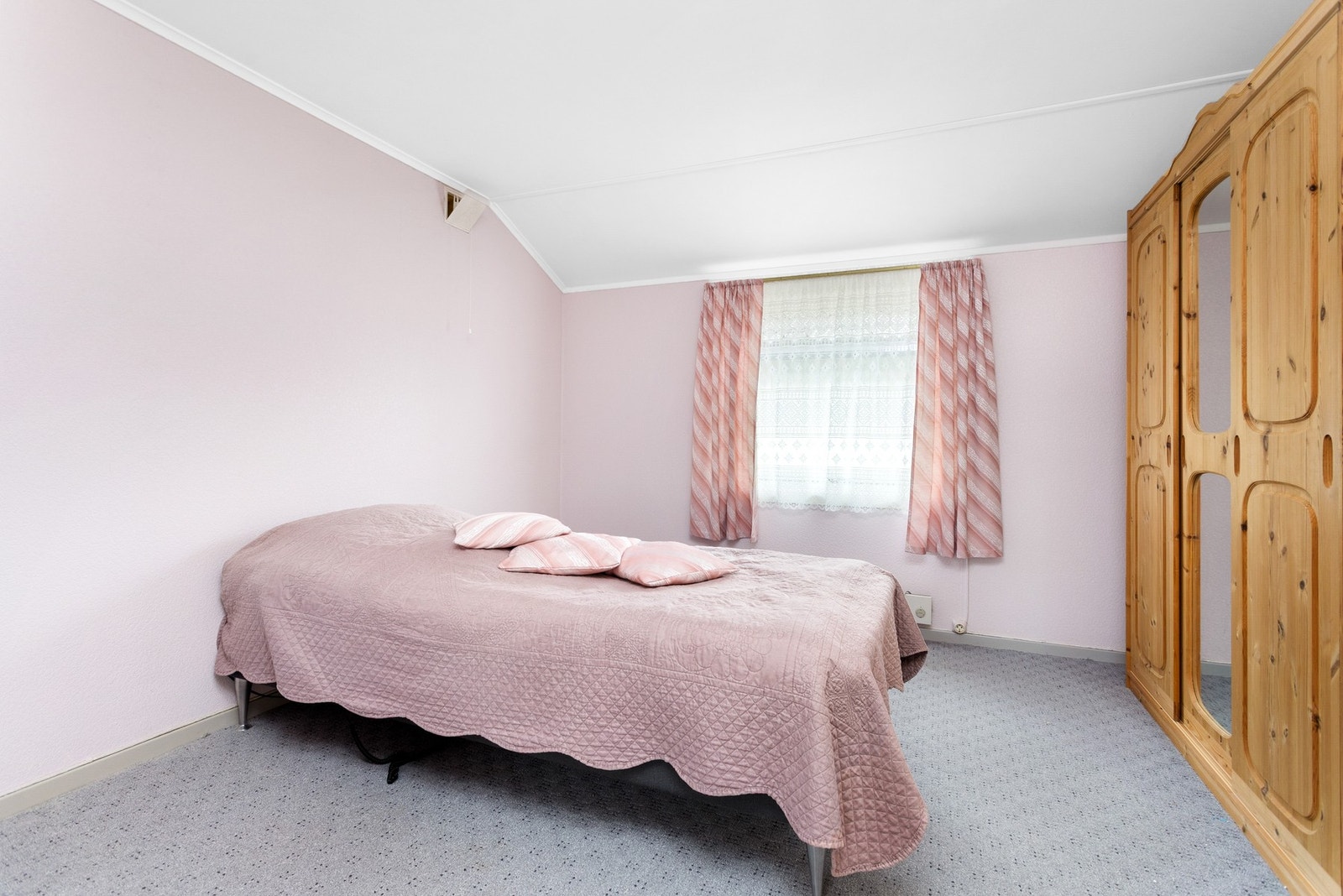 Soverom i 1.etg. Galleribilde