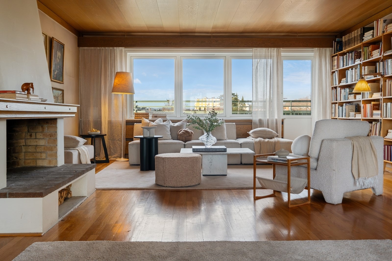 Leiligheten har moderniseringsbehov. Galleribilde