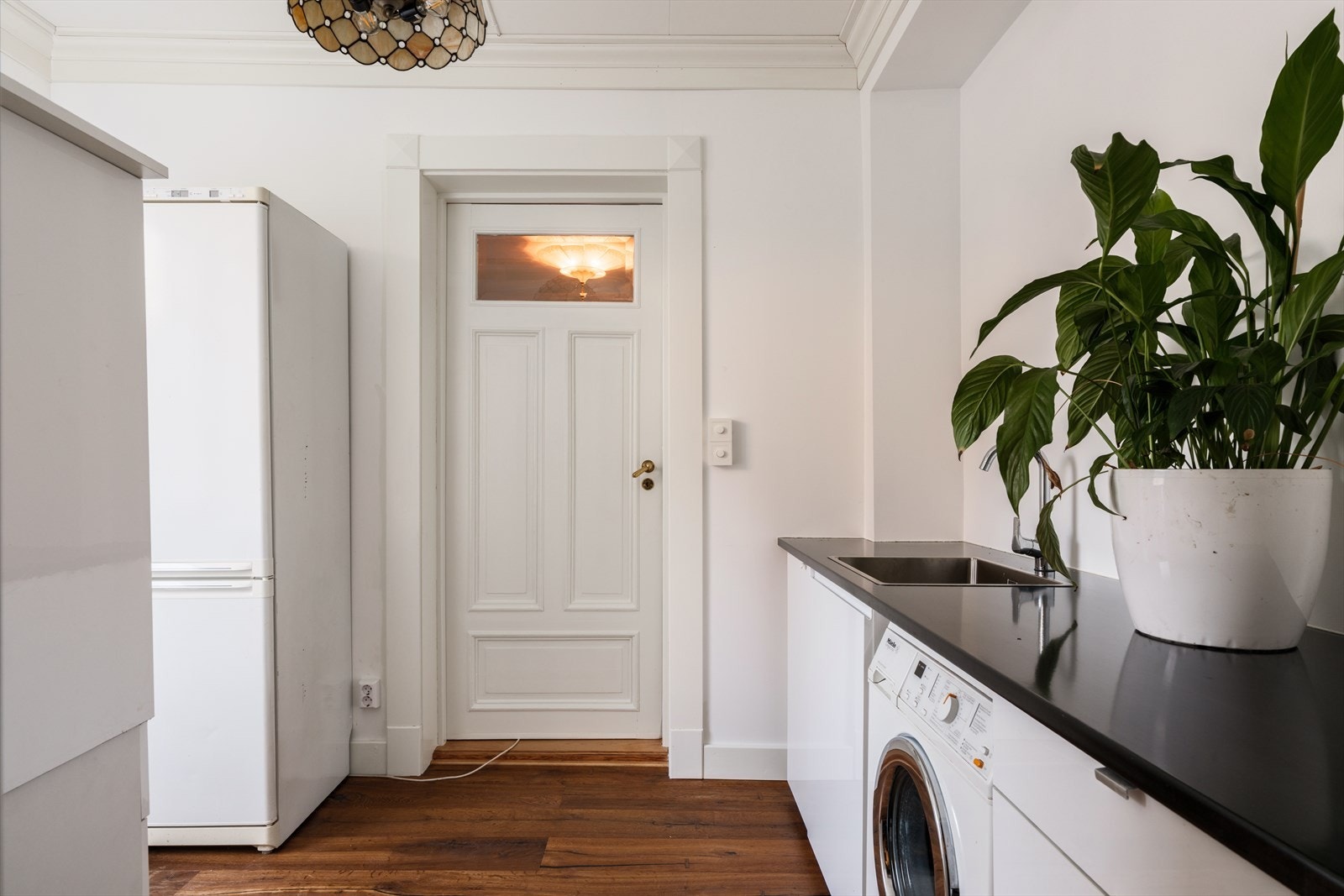 Vaskerom Galleribilde