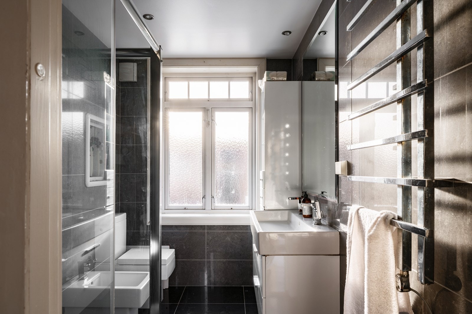 Bad 2. etasje Galleribilde