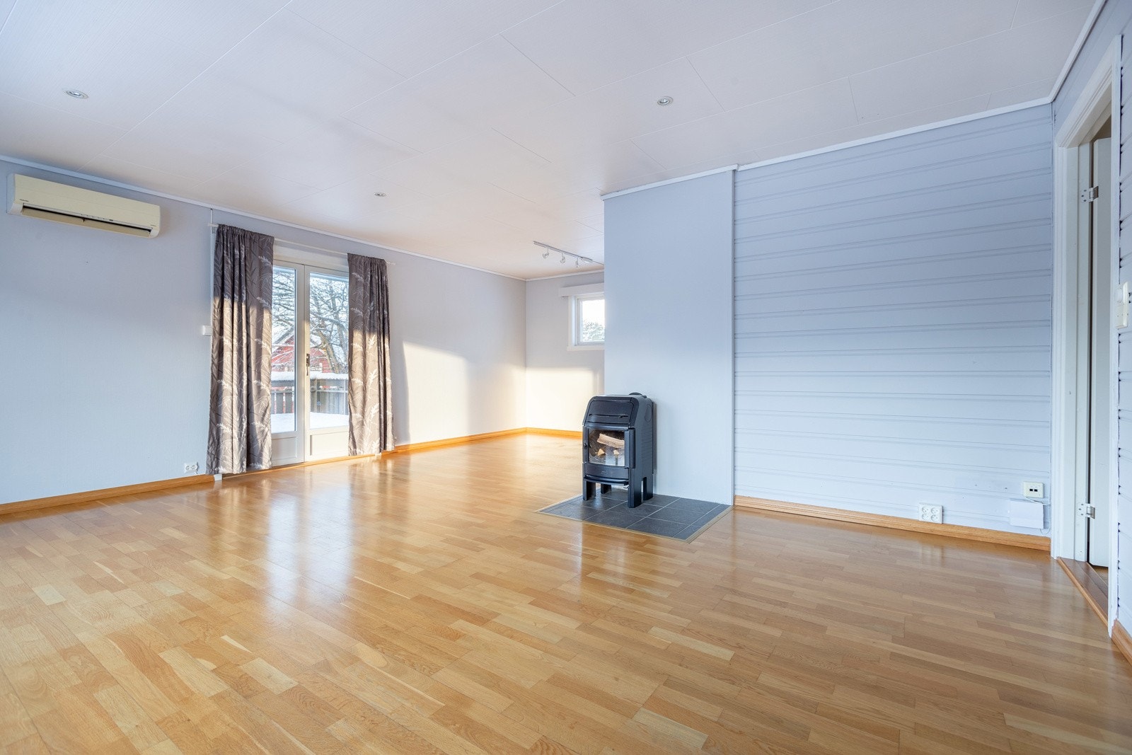 Lys og fin stove i 1. etg. Galleribilde