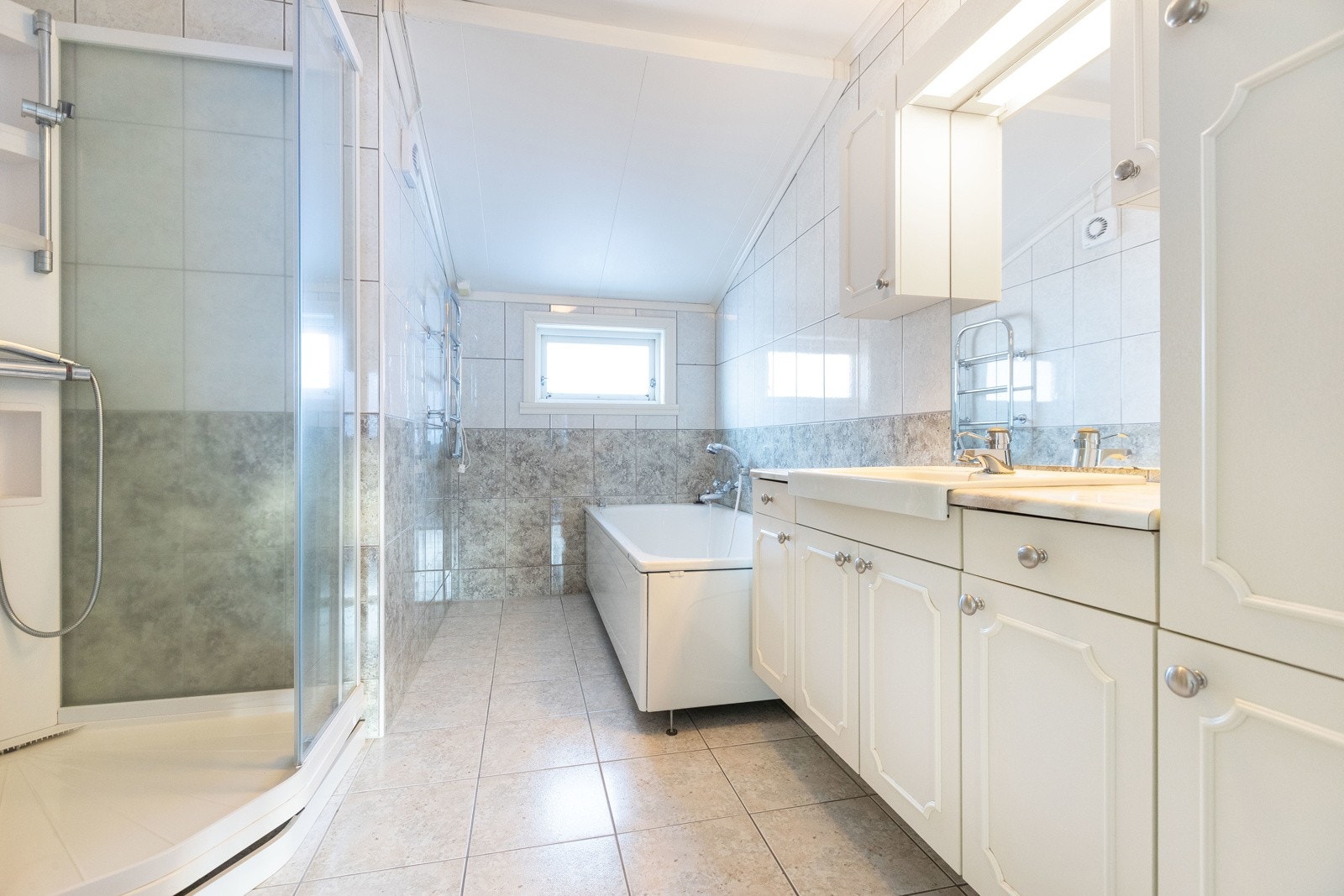 Bad 1. etg. Galleribilde