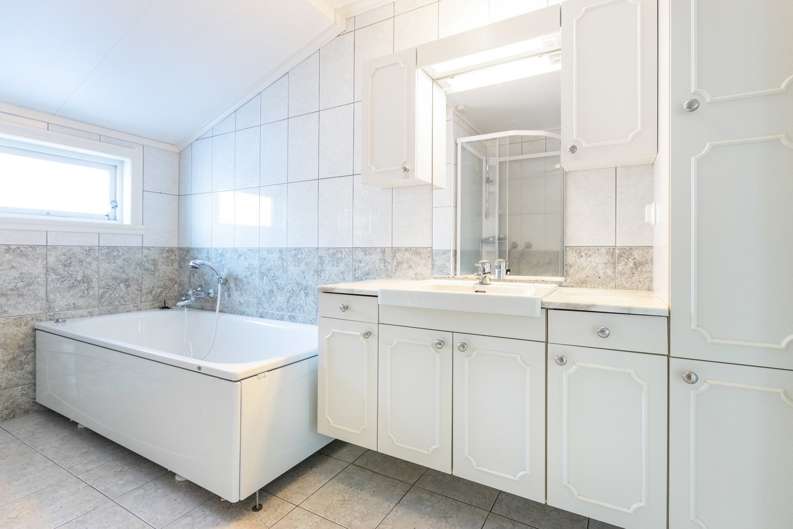 Bad 1. etg. Galleribilde