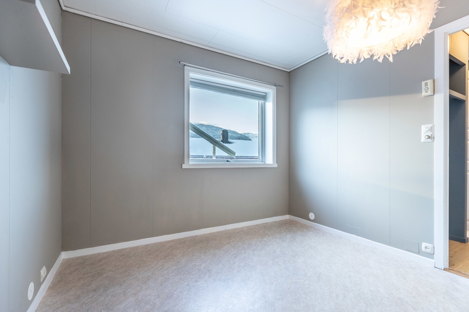 Soverom i kjellarleilegheit Galleribilde