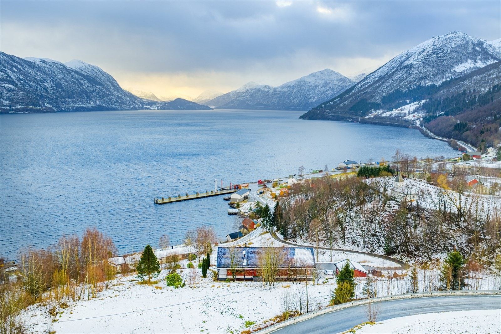Stor enebolig med en god beliggenhet på Folkestad Galleribilde