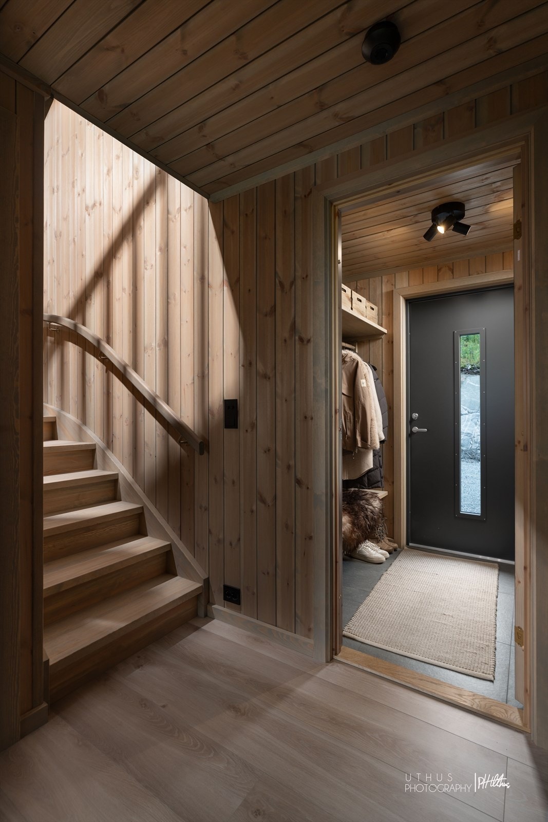 I 1. etasjen er det en innvendig bod for ekstra oppbevaringsplass. Galleribilde