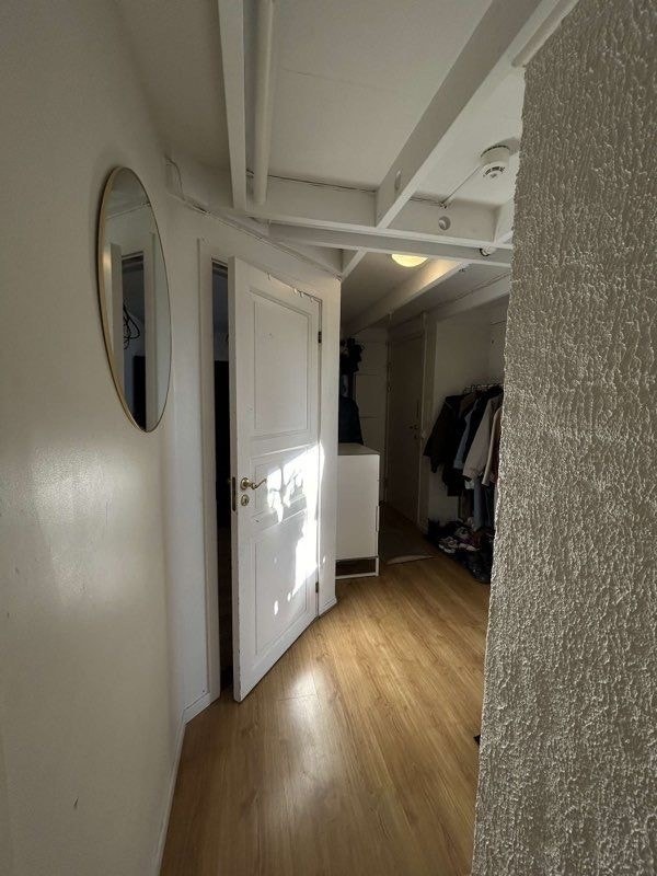 The entrance Galleribilde