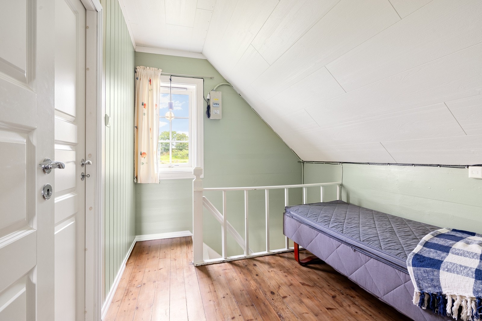 I gangen i loftsetasjen er det mulighet for å innrede med ønskelig møblement. Galleribilde