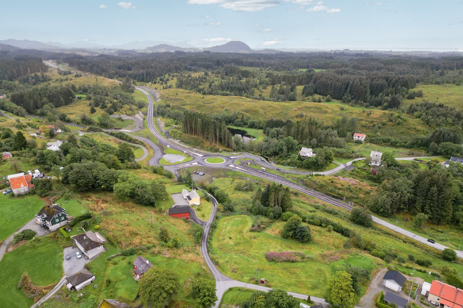 Kort avstand til skog og mark. Galleribilde
