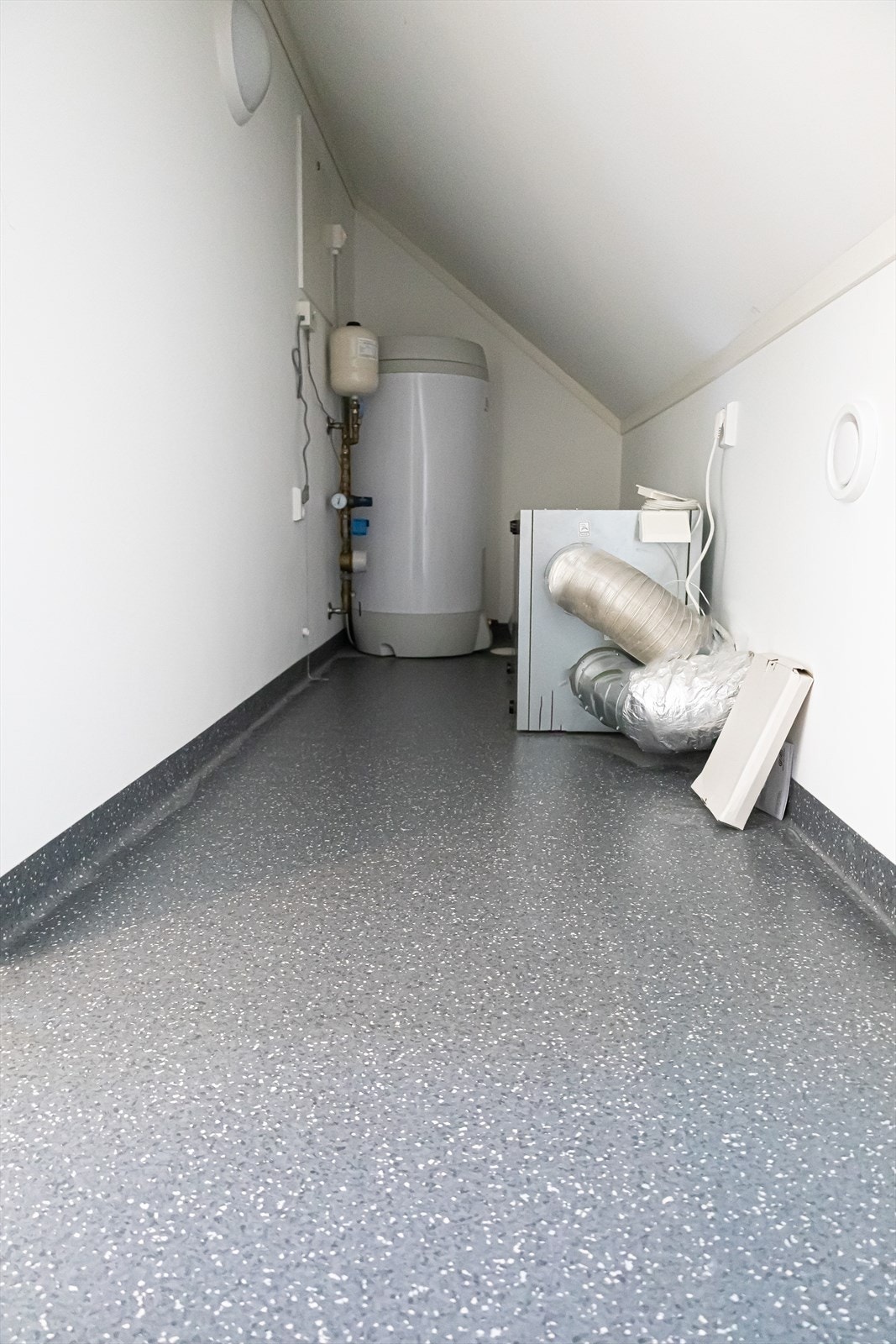 Teknisk rom/bod i andre etasje Galleribilde