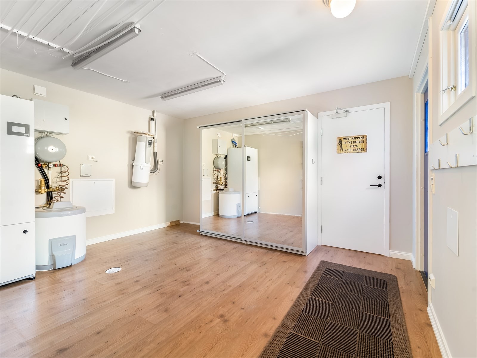 Vaskerom Galleribilde