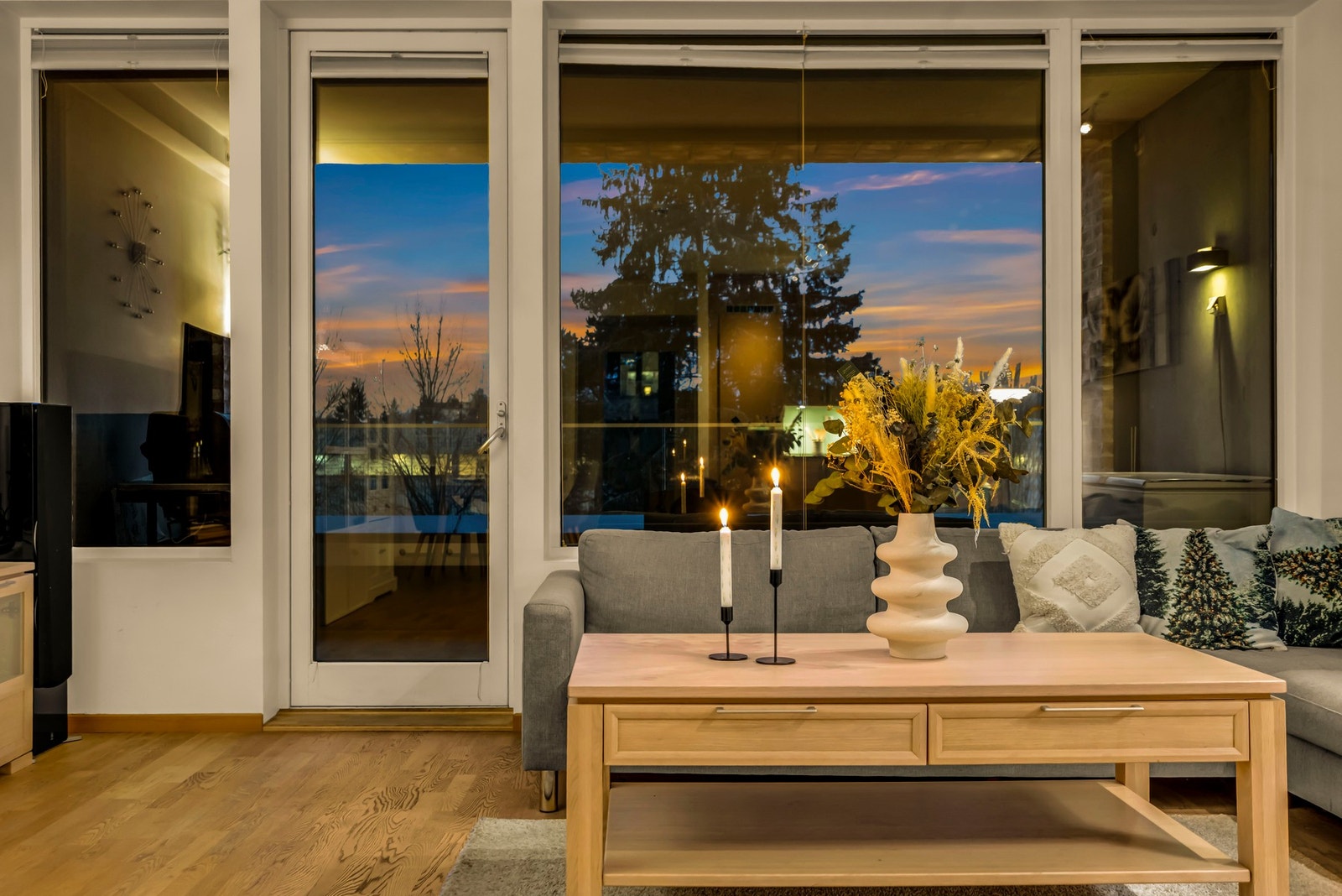 Fra sofa til balkong på tre steg - hverdagsluksus. Galleribilde