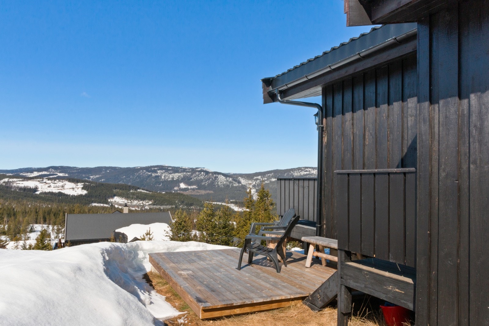 Hyggelig platting i forbindelse med inngangsparti på 7,5 m². Galleribilde