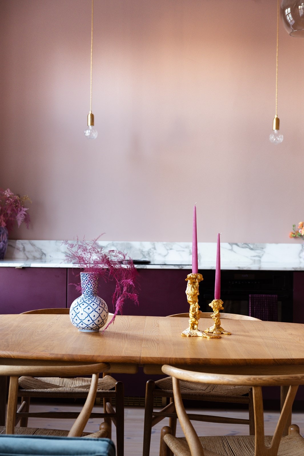 Gulvet er lagt med Fritzøe Wiking lamell furu. Galleribilde