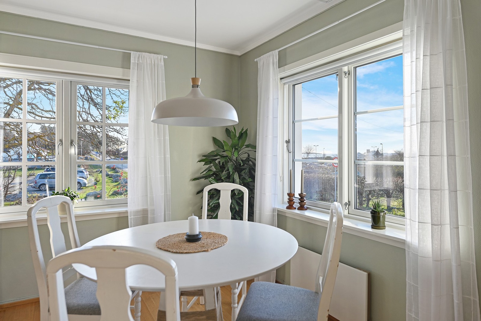 Leiligheten holder en normal god standard og det er lave felleskostnader. Galleribilde