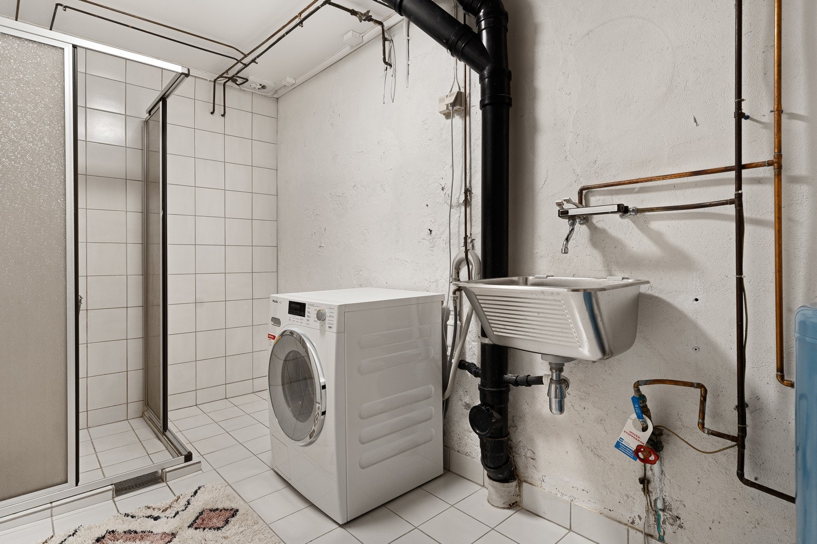 Vaskerom i kjelleretasjen Galleribilde
