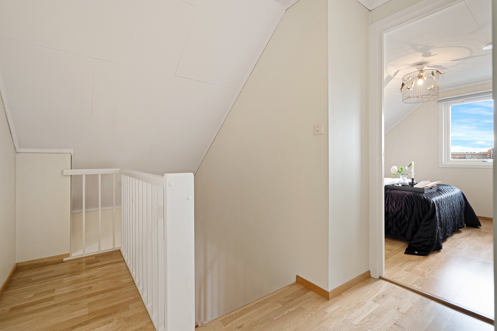 Oppgang/gang Galleribilde