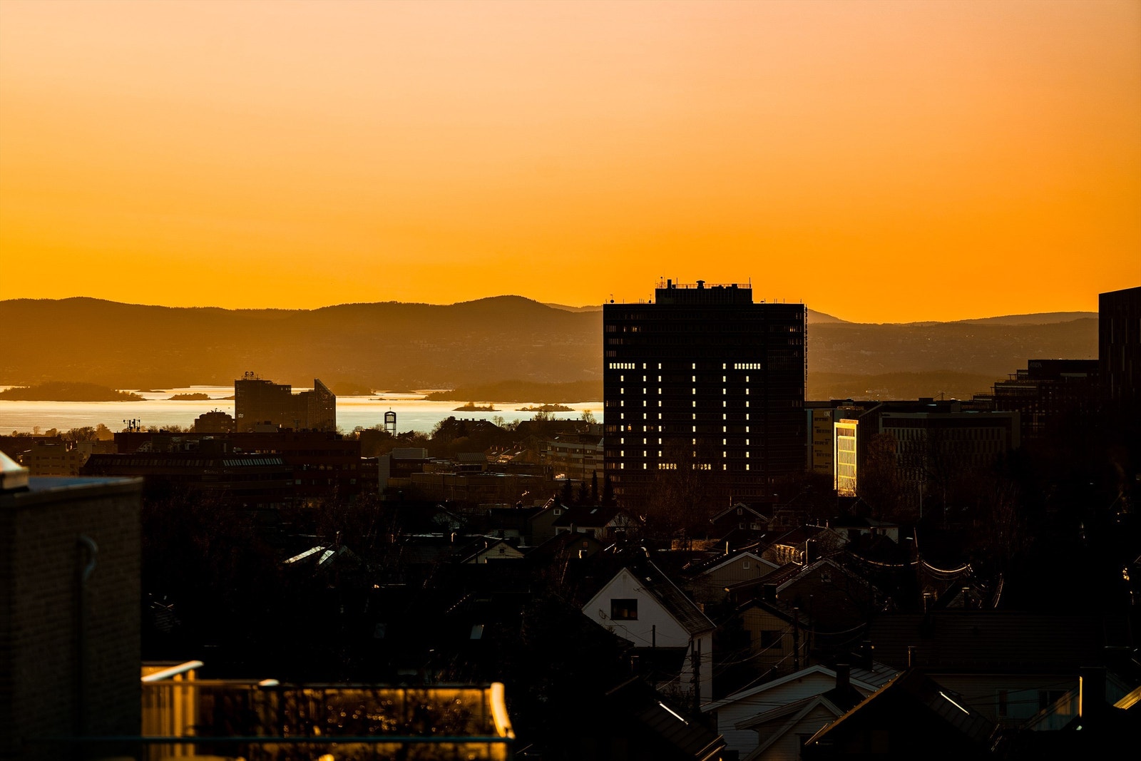 Fra takterrassen er det flott utsikt over Oslo by. Galleribilde