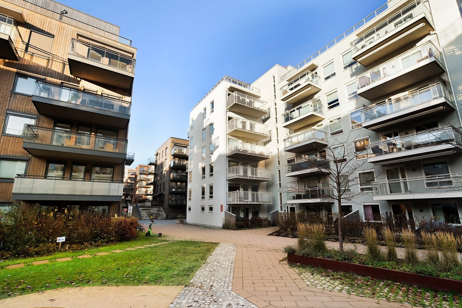 Inngangsparti. Galleribilde