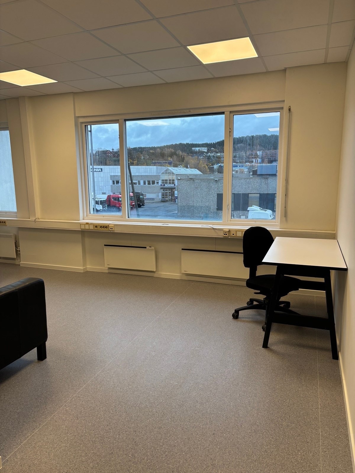 Kontor på 25 kvm Galleribilde