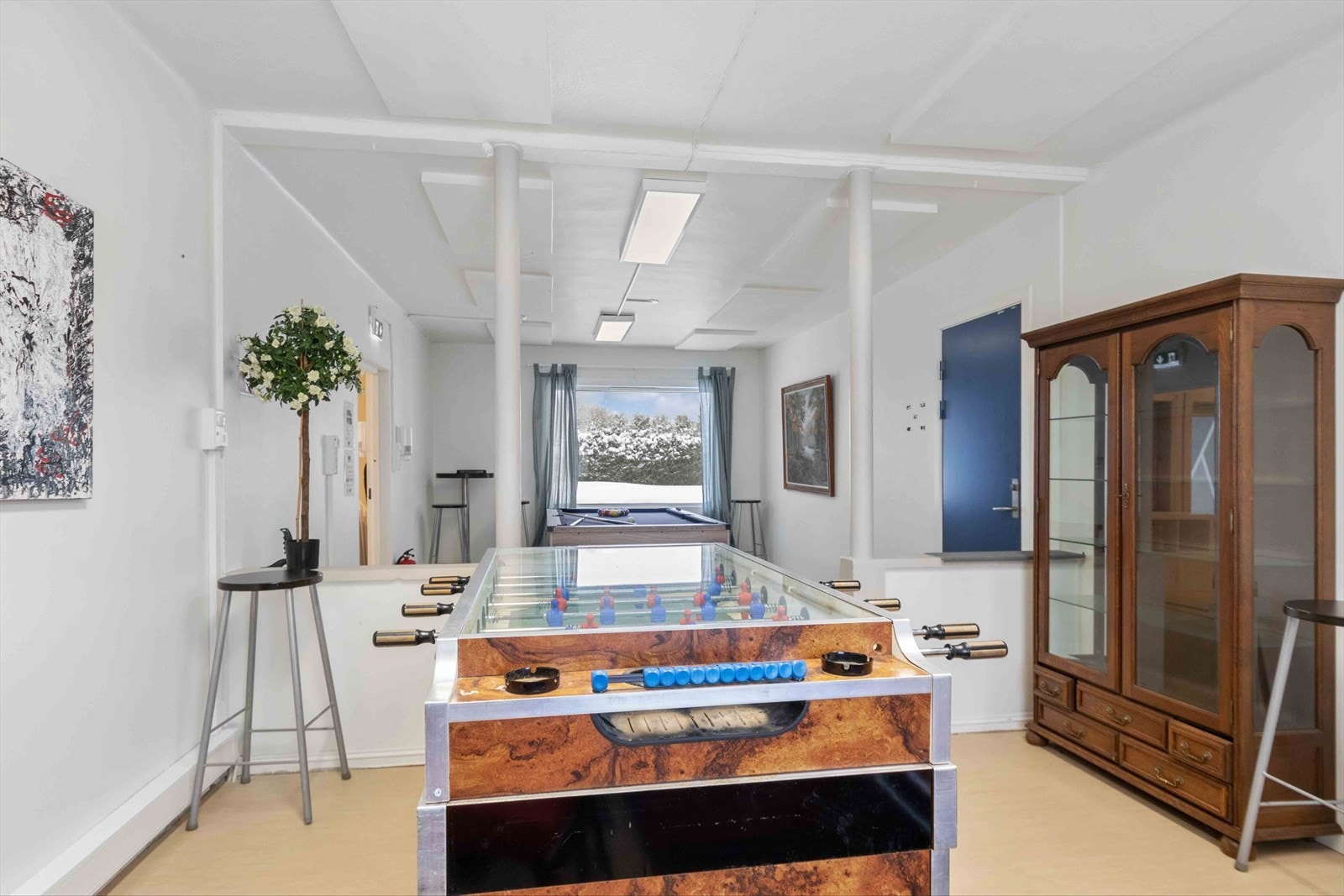 032.jpg Galleribilde