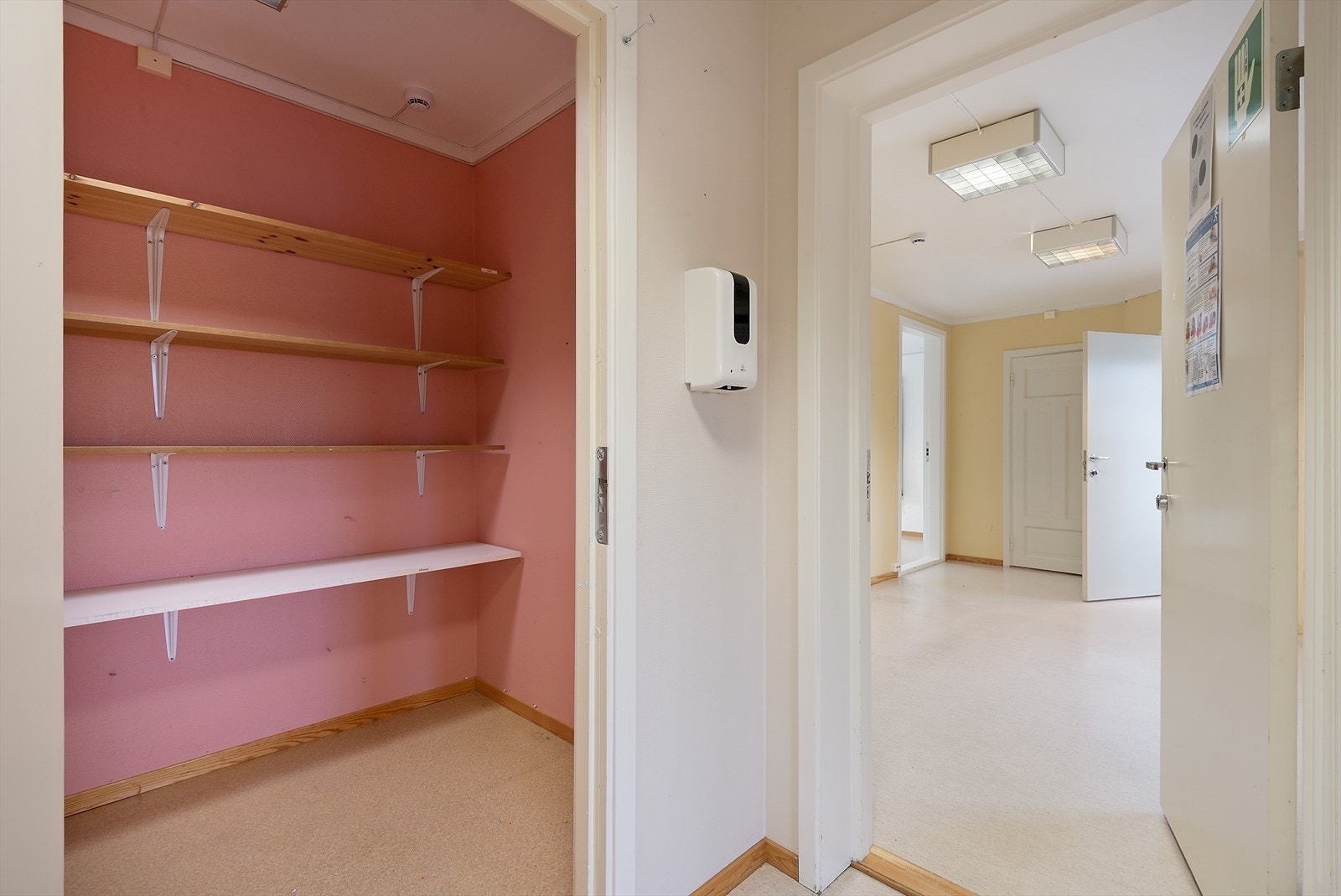 Lager 2. etasje. Galleribilde