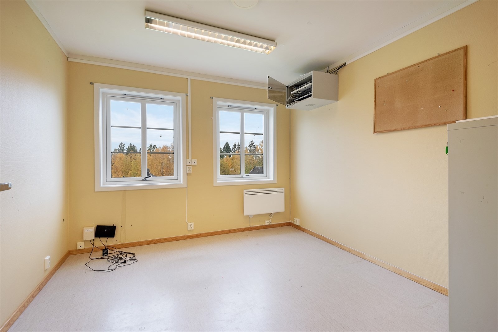 Kontor 2. etasje. Galleribilde