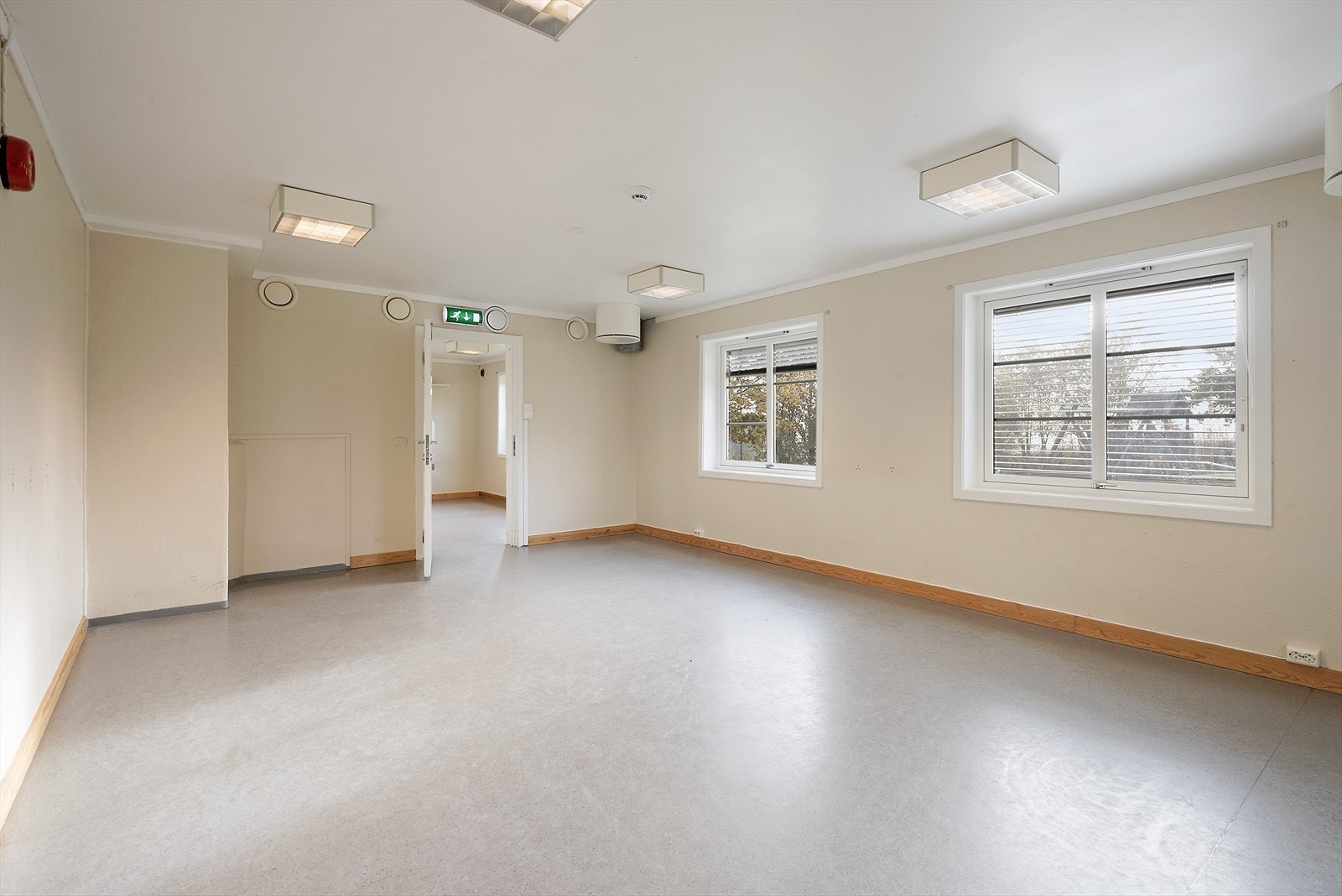 Lekerom III med mye lysinnslipp 1. etasje. Galleribilde