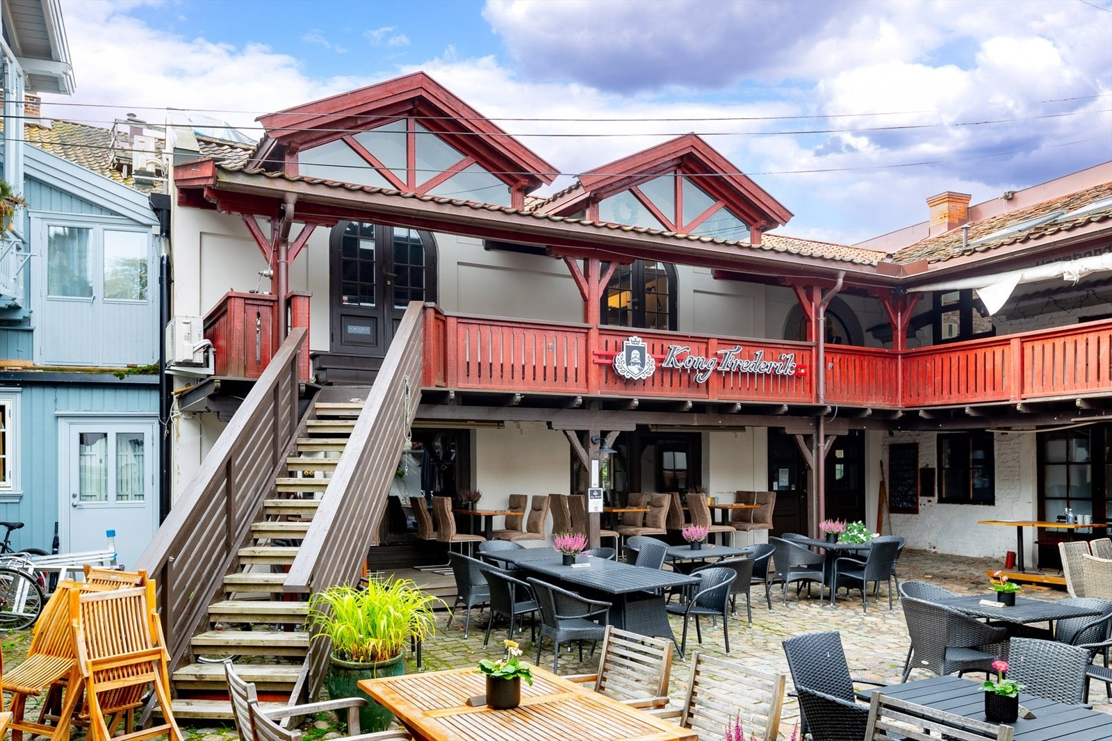 Adkomst fra flott bakgård Galleribilde